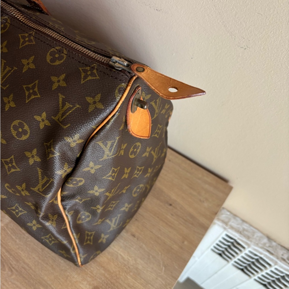Authentic Louis Vuitton keepall 45 monogram travel bag - Picture 3 of 8